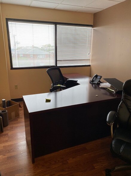 More Photos Of 670 Bergen Blvd, Ridgefield Medical For Sale