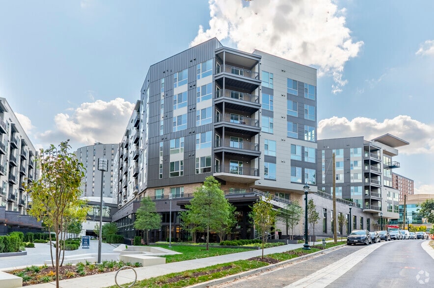 Primary Photo Of 1260 Spring St, Silver Spring Apartments For Lease