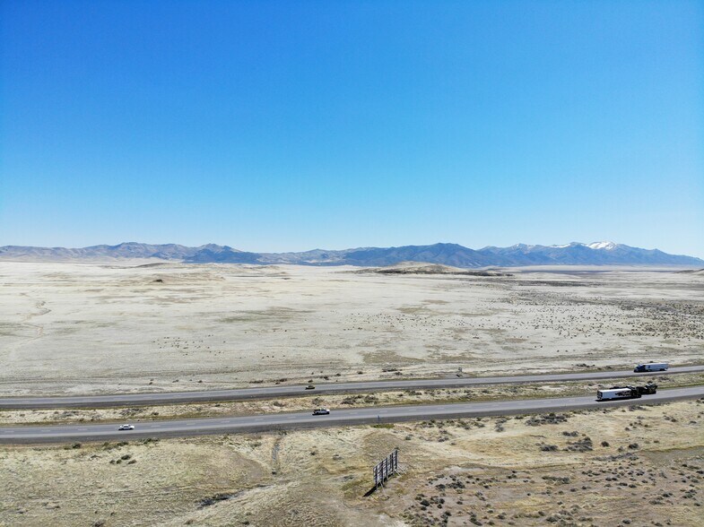 More Photos Of 6105 E Frontage Rd, Imlay Land For Lease