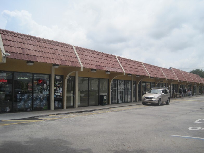 More Photos Of 130 NW 20th St, Boca Raton Unknown For Lease