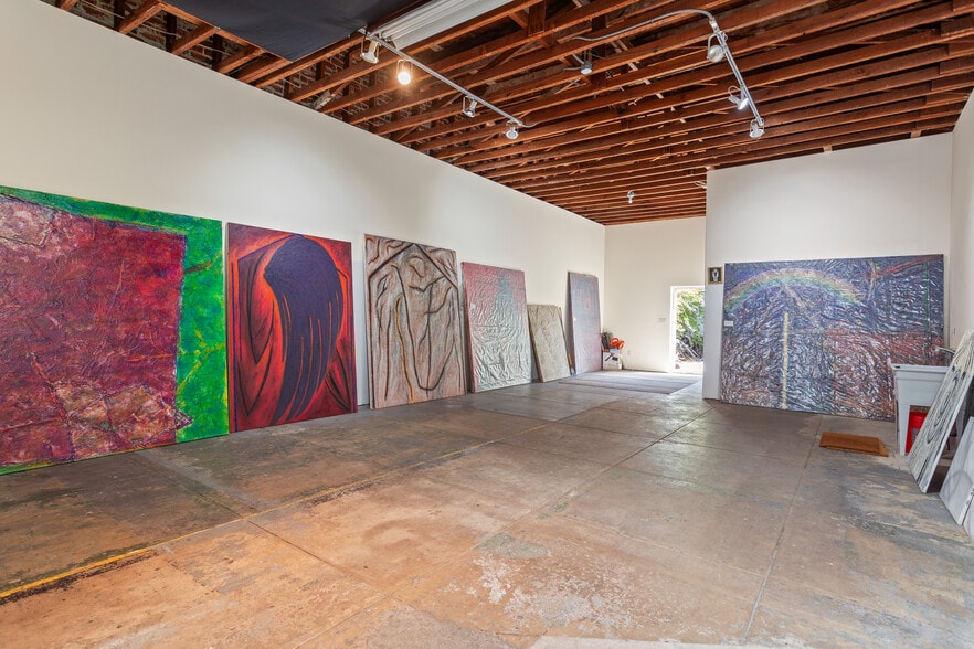 More Photos Of 1312 S Pacific Ave, San Pedro General Retail For Sale