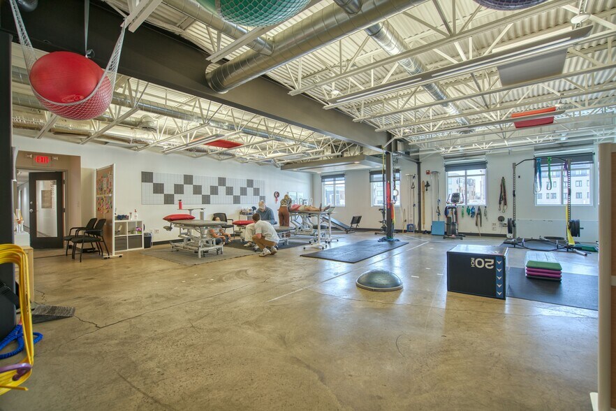 More Photos Of 3020 Carbon Pl, Boulder Office For Sale