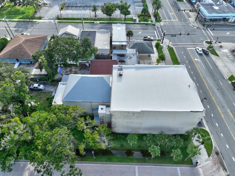 More Photos Of 135 Orange Ave, Daytona Beach Storefront For Sale