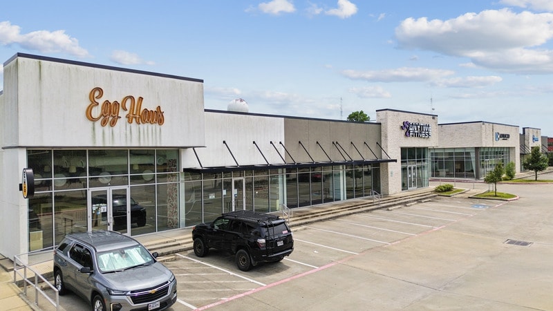More Photos Of 1062 FM 646 Rd W, Dickinson Storefront For Lease