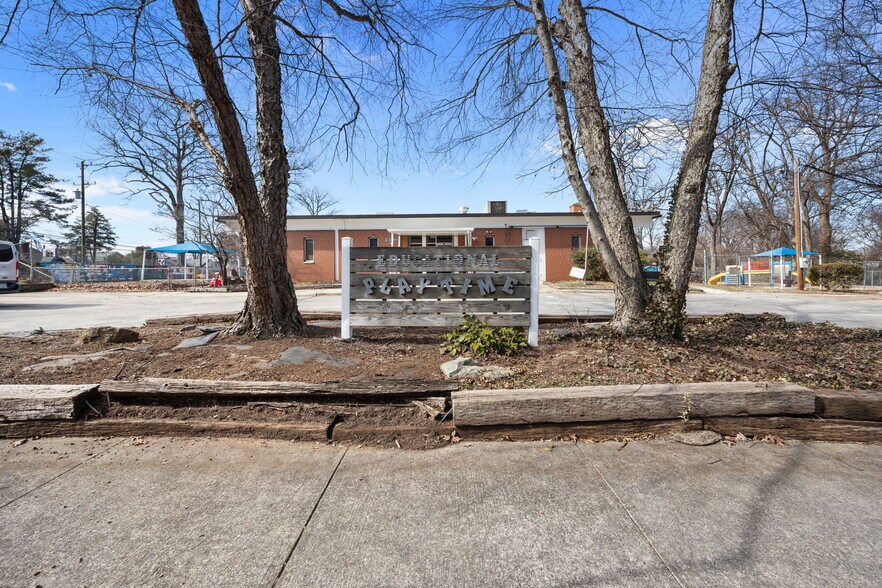 More Photos Of 2300 Spring Garden St, Greensboro Daycare Center For Sale