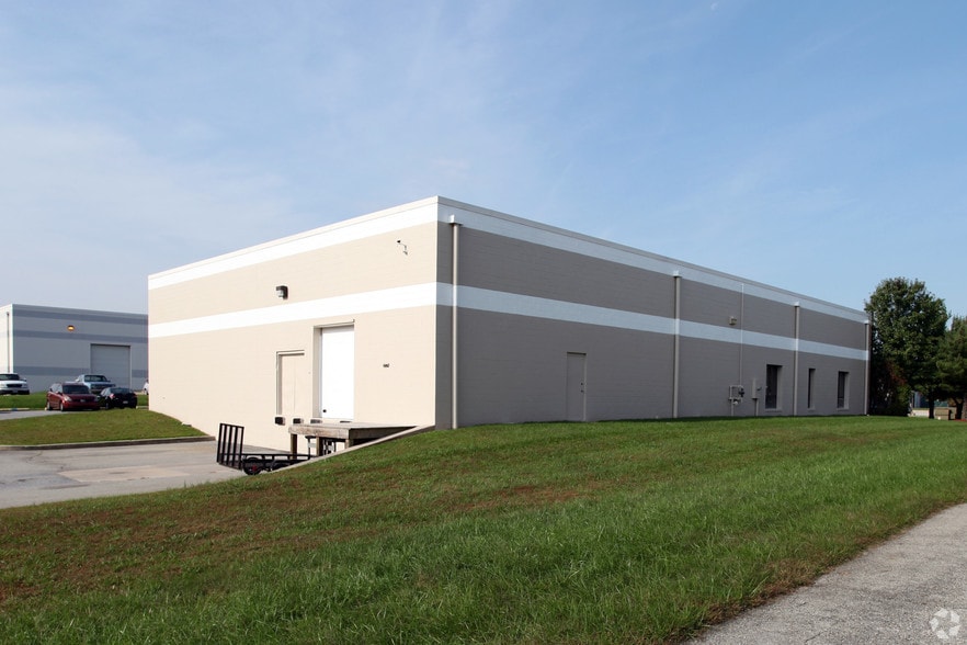 More Photos Of 50 McCullough Dr, New Castle Warehouse For Sale