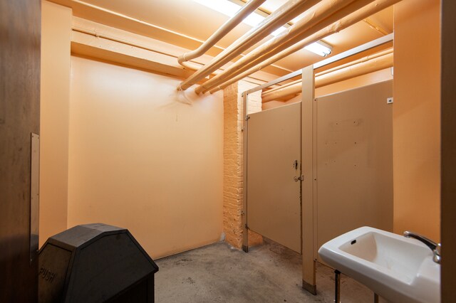 More Photos Of 3615 S Hoyne Ave, Chicago Religious Facility For Sale