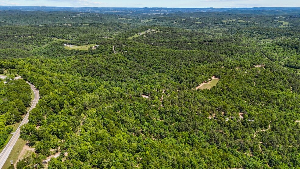 More Photos Of 10 Mint Ridge Rd, Eureka Springs Trailer Camper Park For Sale
