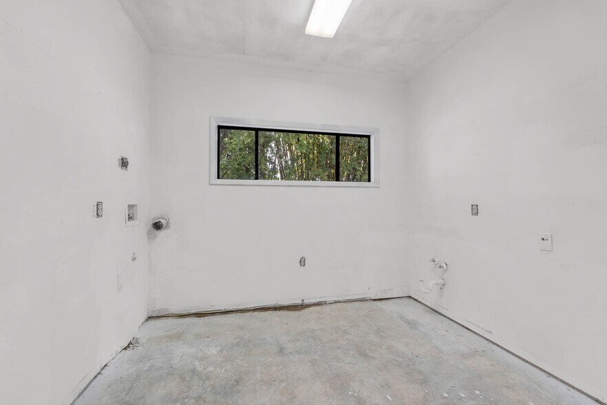 More Photos Of 2306 Lee Rd, Winter Park Medical For Lease