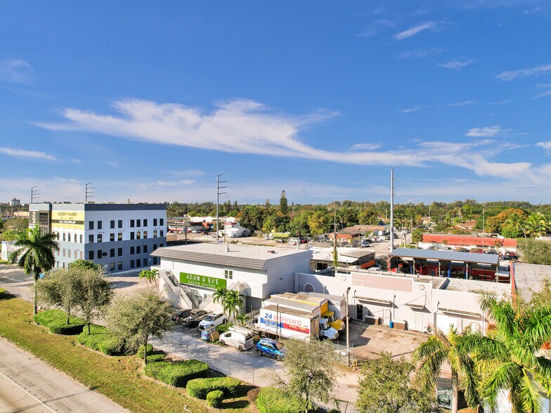 More Photos Of 10812-10818 NW 6th Ct, Miami Warehouse For Sale