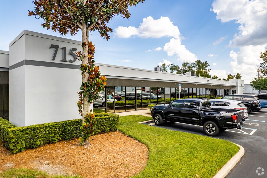 More Photos Of 705 W State Road 434, Longwood Unknown For Lease
