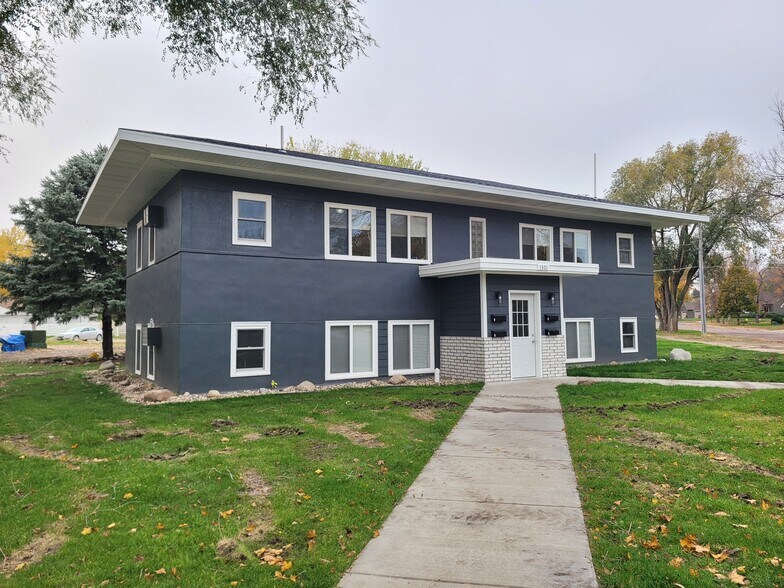 More Photos Of 1351 Iowa Ave SE, Huron Apartments For Sale
