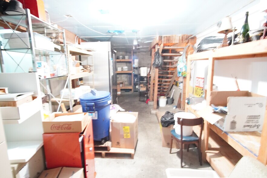 More Photos Of 6582 Mission St, Daly City Storefront Retail Residential For Sale