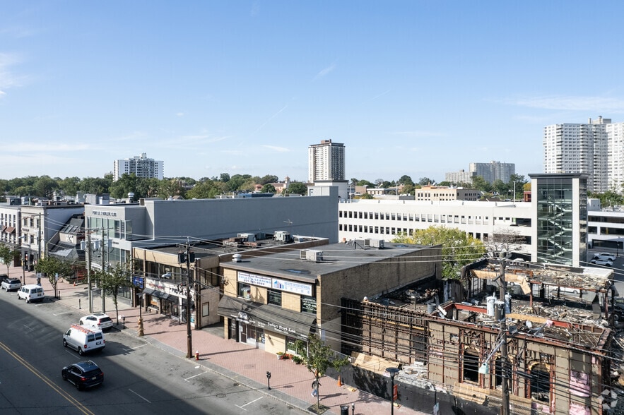 More Photos Of 2035 Lemoine Ave, Fort Lee Storefront Retail Office For Lease