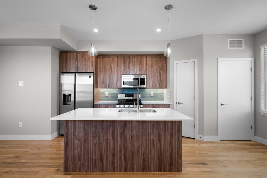 More Photos Of 5151 W 10th Ave, Denver Apartments For Sale