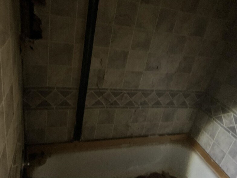 More Photos Of 449 E College St, Jackson General Retail For Sale