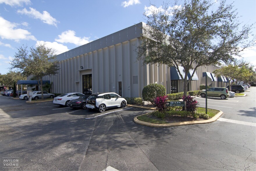 More Photos Of 1700 NW 66th Ave, Plantation Office For Lease