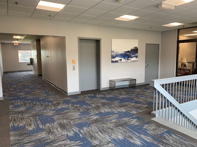 More Photos Of 950 New Loudon Rd, Latham Office For Lease