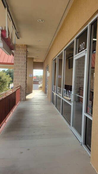 More Photos Of 15912 N RR 620, Austin Unknown For Lease