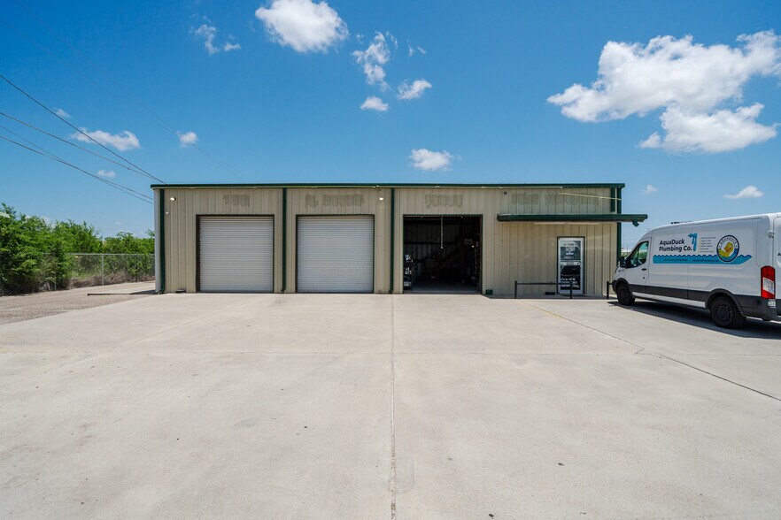 More Photos Of 341 TX Highway 35 Hwy, Gregory Light Distribution For Sale