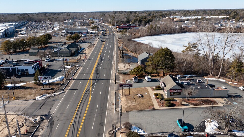 More Photos Of 3020 Cranberry Hwy, East Wareham Fast Food For Lease