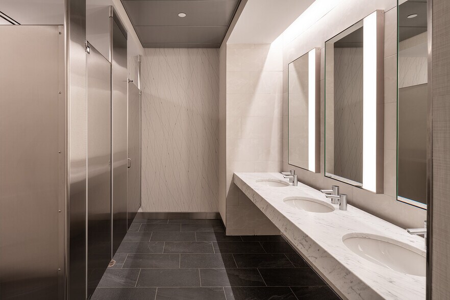 More Photos Of 7500 Old Georgetown Rd, Bethesda Office For Sale