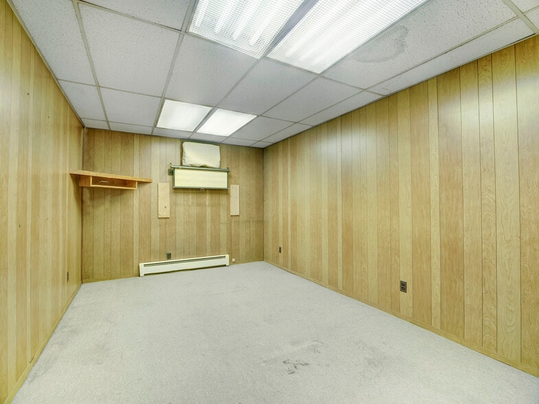 More Photos Of 510 Boulevard, Kenilworth Storefront Retail Residential For Sale