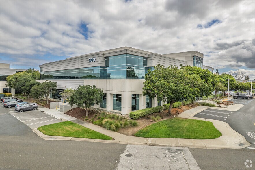 Primary Photo Of 800 Bridge Pky, Redwood City Office For Lease