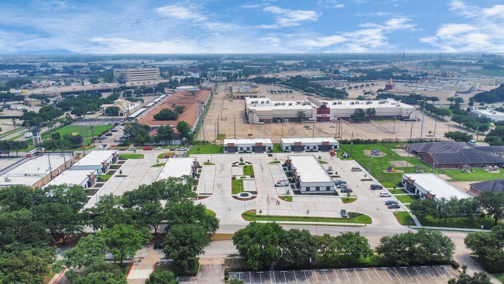 More Photos Of 4807 Sugar Grove Blvd, Stafford Medical For Lease