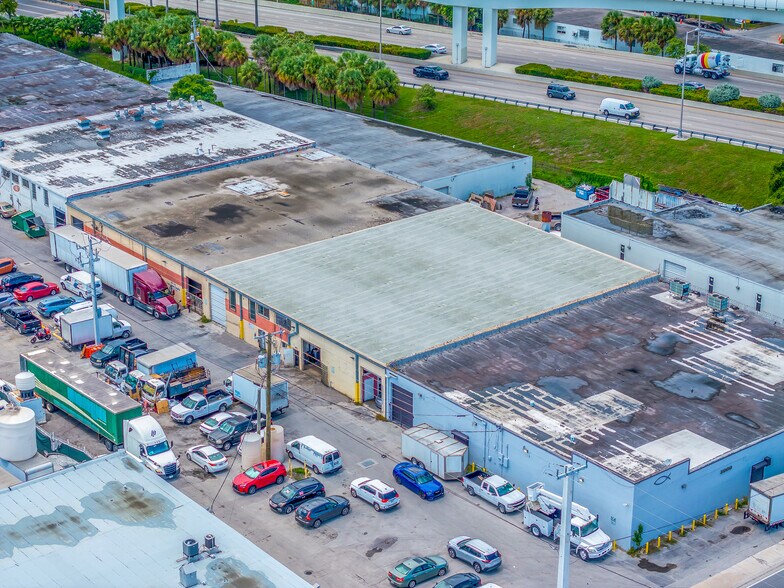 More Photos Of 3904 NW 32 Ave, Miami Warehouse For Lease