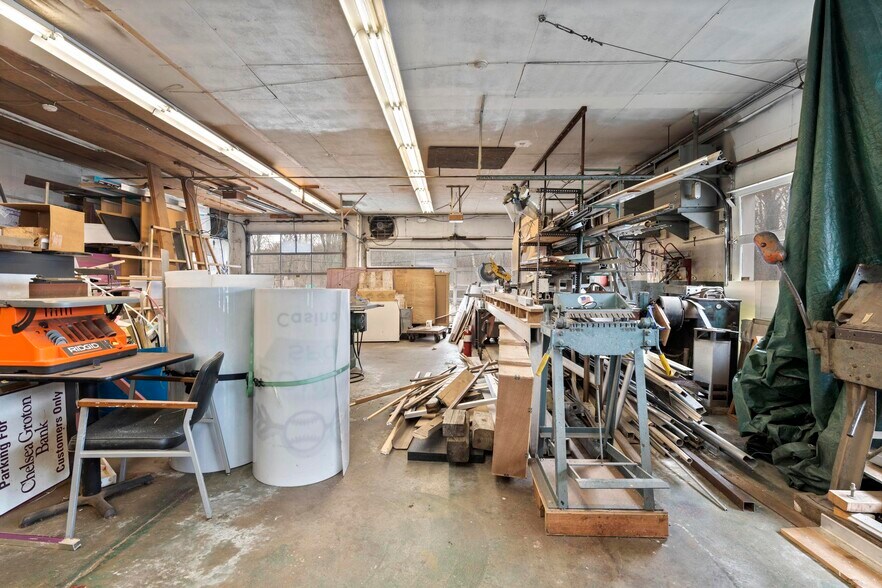 More Photos Of 1531 Route 163, Oakdale Auto Repair For Sale