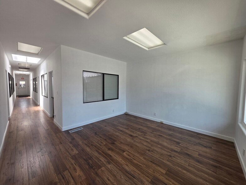 More Photos Of 431 S C St, Oxnard Medical For Sale