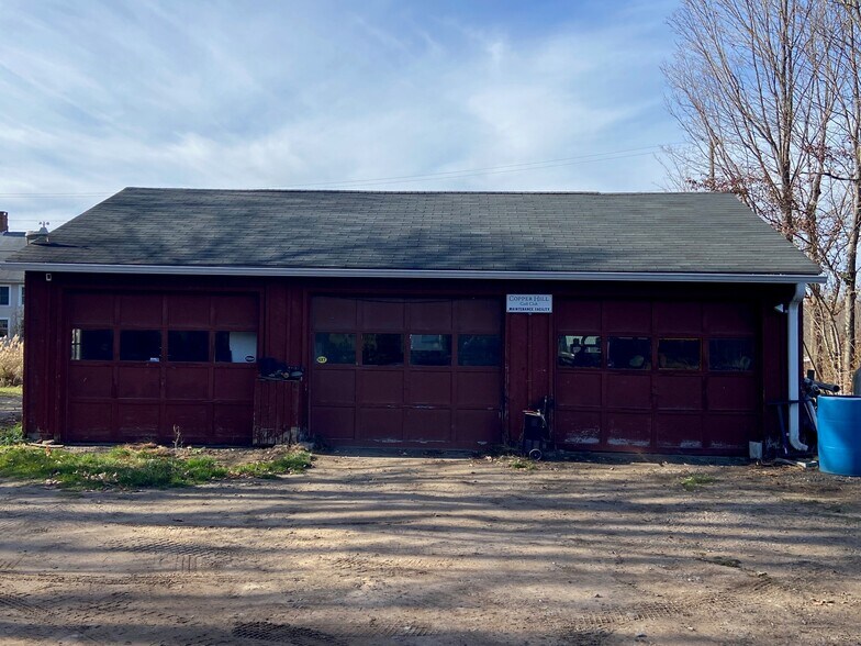 More Photos Of 20 Copper Hill Rd, East Granby Golf Course Driving Range For Sale