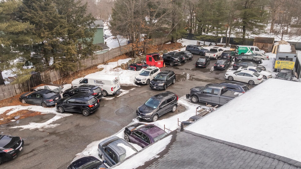 More Photos Of 20 Woodland St, Methuen Auto Repair For Sale