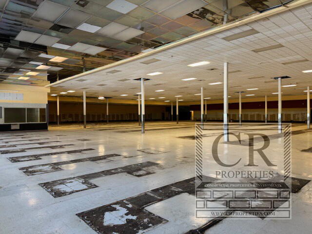 More Photos Of 2094 E Main St, Cortlandt Manor Freestanding For Lease