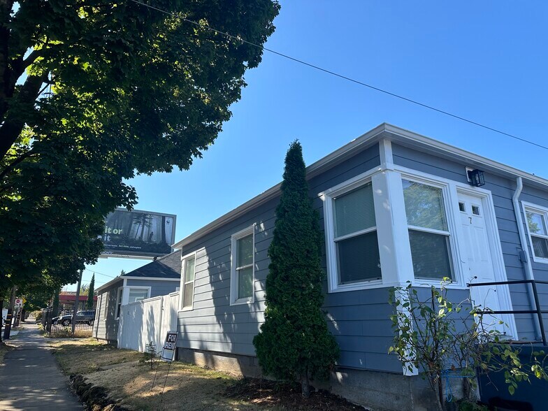 More Photos Of 7231 NE M L King Blvd, Portland Apartments For Sale