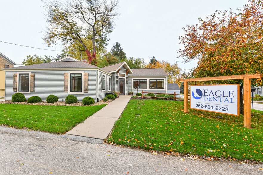 More Photos Of 114 Grove St, Eagle Medical For Lease