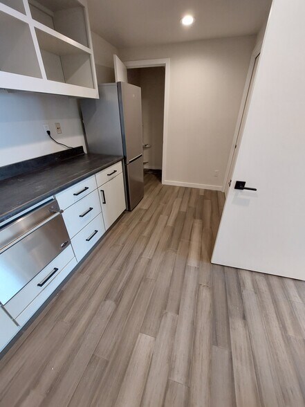 More Photos Of 2106 NW Vernon Pl, Seattle Loft Creative Space For Lease