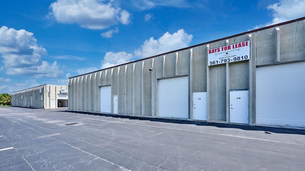 More Photos Of 7231 W Southern Blvd, West Palm Beach Warehouse For Sale