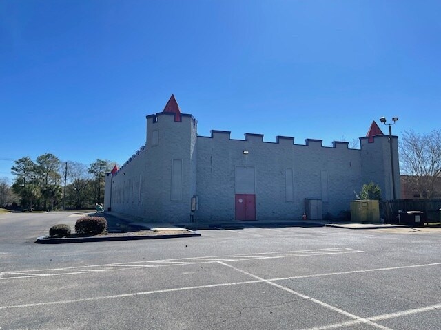 More Photos Of 2040 Schillinger Rd S, Mobile Freestanding For Lease