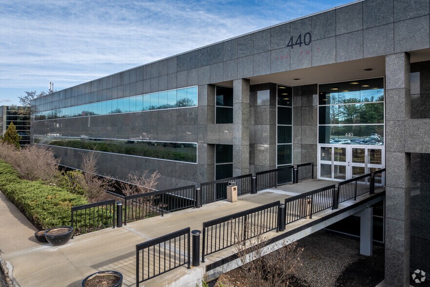 More Photos Of 440 US Highway 22, Bridgewater Business Park For Lease