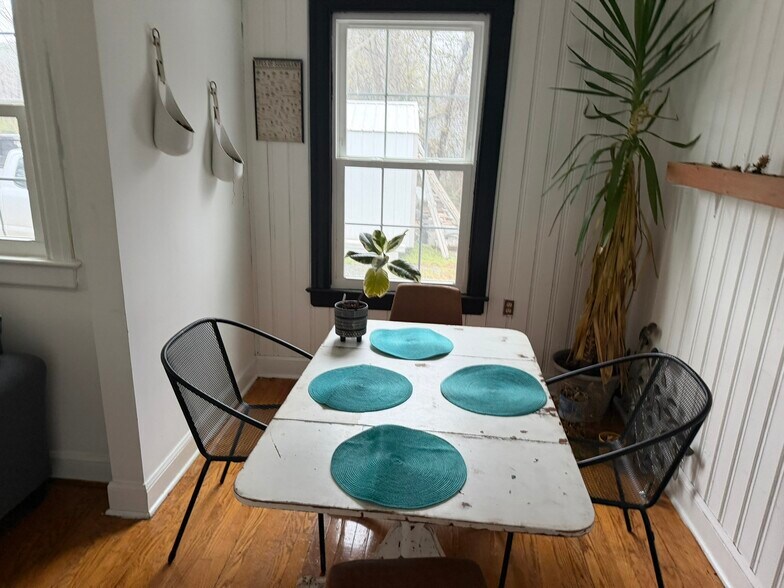 More Photos Of 2603 W Carver St, Durham Office For Lease