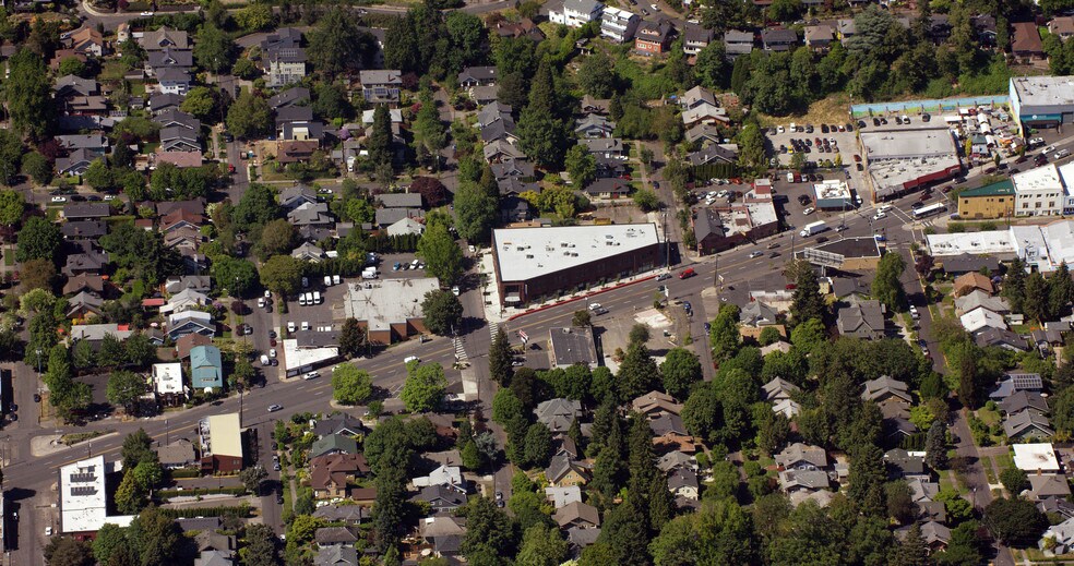 More Photos Of 5035 NE Sandy Blvd, Portland Storefront Retail Office For Lease