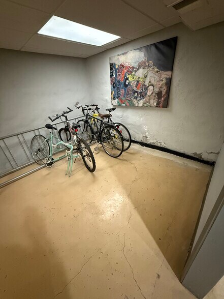 More Photos Of 3227 Central St, Kansas City Apartments For Sale