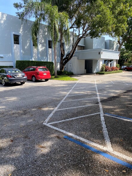 Primary Photo Of 1599 NW 9th Ave, Boca Raton Medical For Lease