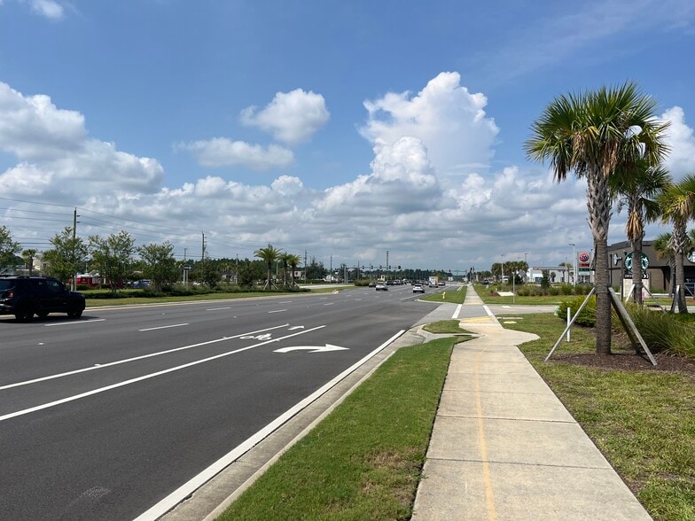 More Photos Of 145 Beachwalk Shore Dr, Saint Johns Freestanding For Lease