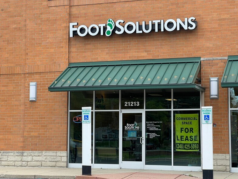 More Photos Of 21213 Harper Ave, Saint Clair Shores Drugstore For Lease