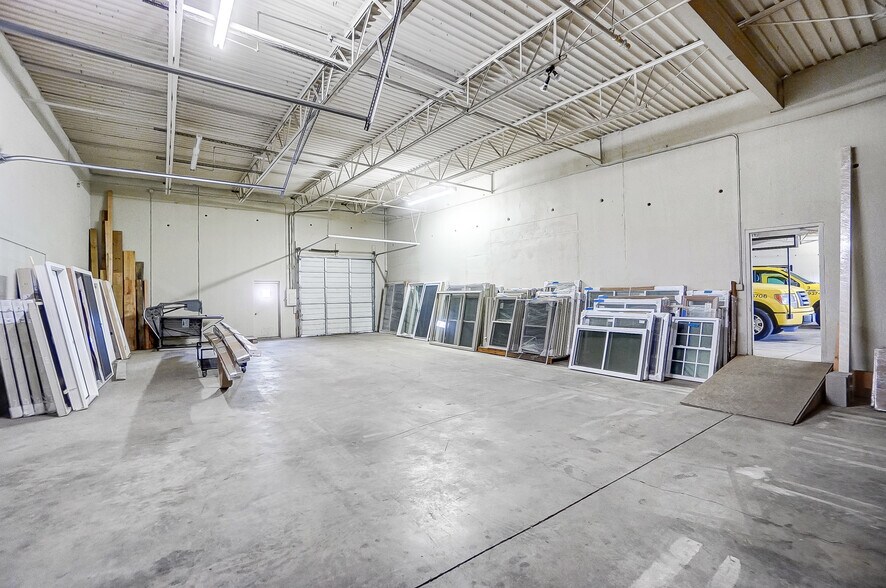 More Photos Of 4745 Wadsworth Rd, Dayton Warehouse For Lease