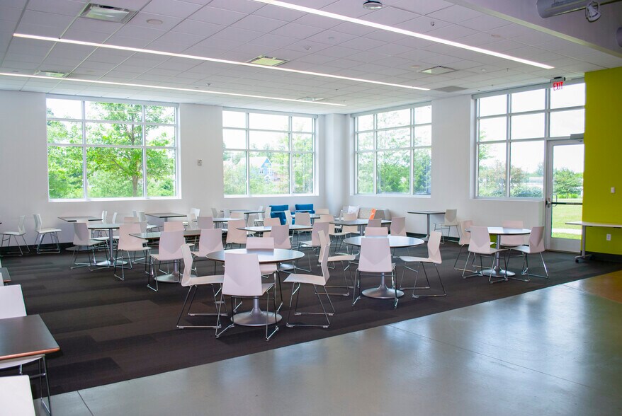 More Photos Of 4811 Montgomery Rd, Norwood Office For Sale