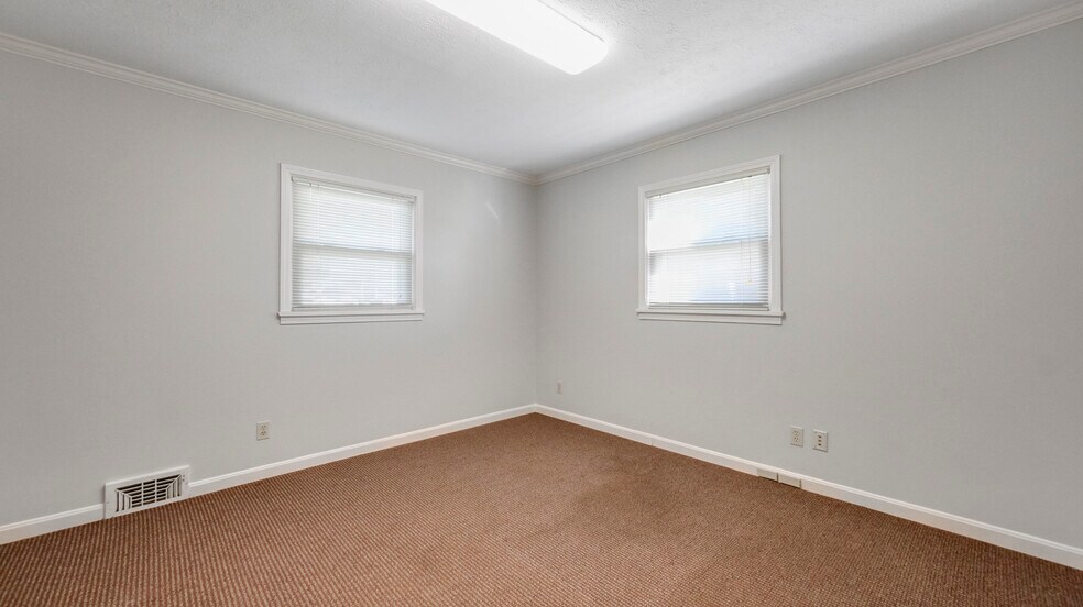 More Photos Of 315 N English Station Rd, Louisville Office For Lease